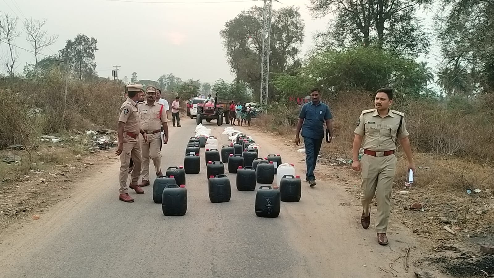 నాటు సారా ధ్వంసం