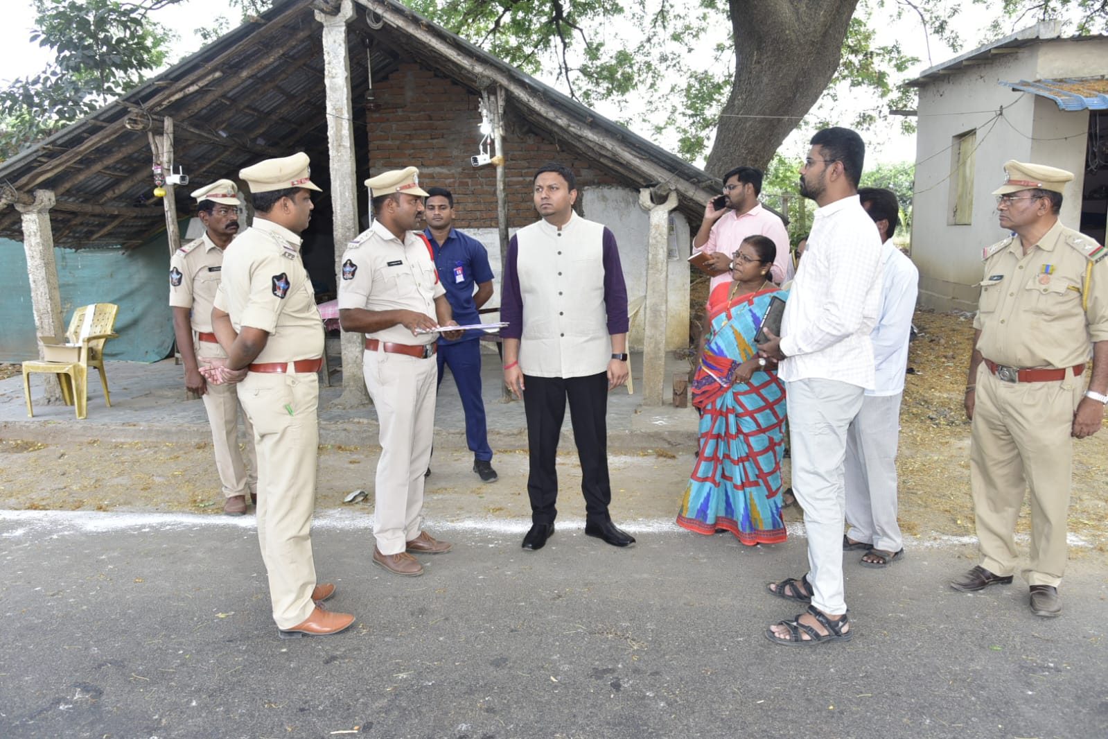నిరంతర పటిష్ట నిఘా ఉండాలి
