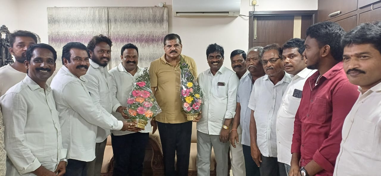 Mlc బొత్స సత్యనారాయణ కు అభినందనలు తెలిపిన ఎంపీపీ ఇప్పిలి ఆనంతం
