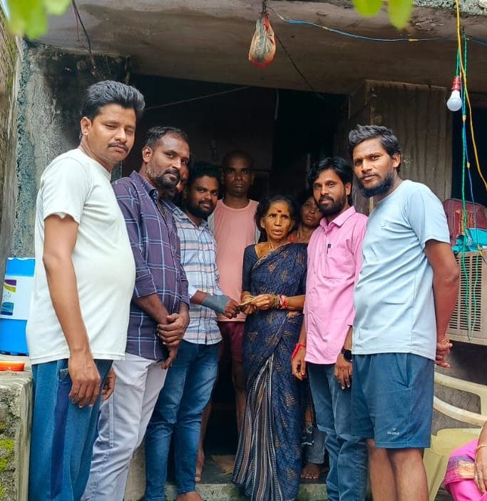 ఆర్.ఎం.పీ. డాక్టర్ పోలాచారి కుటుంబానికి 10,000 రూపాయలు ఆర్థిక సహాయం.