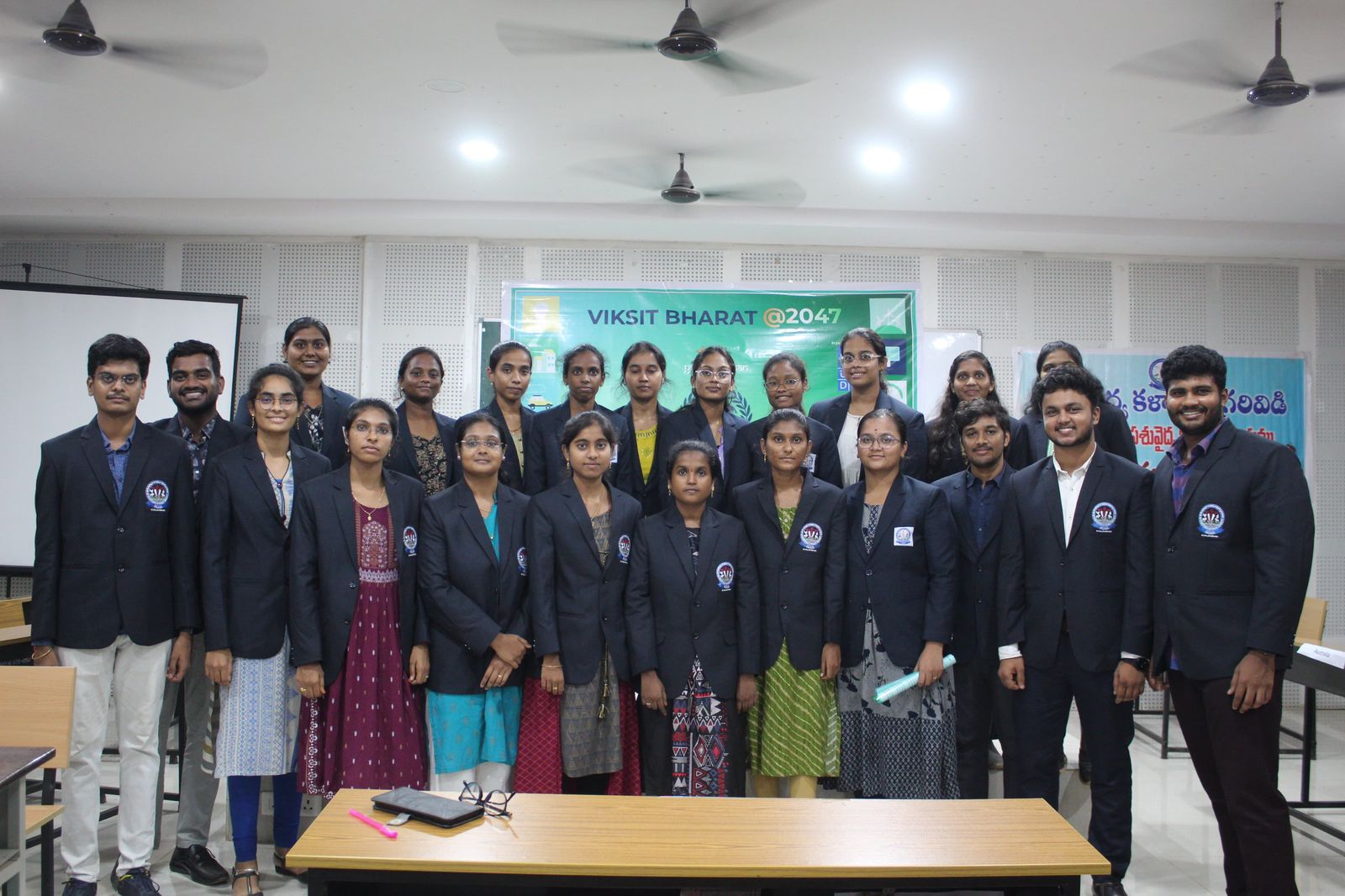 కేంద్ర ప్రభుత్వం దేశ అభివృద్ధిలో యువతను భాగస్వామ్యం చేసే దిశగా నిర్వహిస్తున్న యువమంథన్ లో భాగంగా, గరివిడి శ్రీవేంకటేశ్వర పశువైద్య విశ్వవిద్యాలయం,