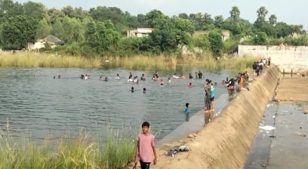 హెచ్చరిక బోర్డులు ఎక్కడ