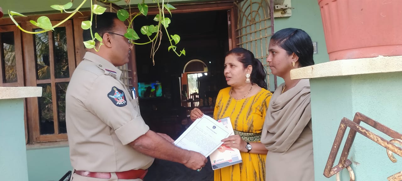 విజయవాడ లో వాలంటీర్ల సదస్సును భగ్నం చేసే ప్రయత్నాలు మానుకోవాలి.