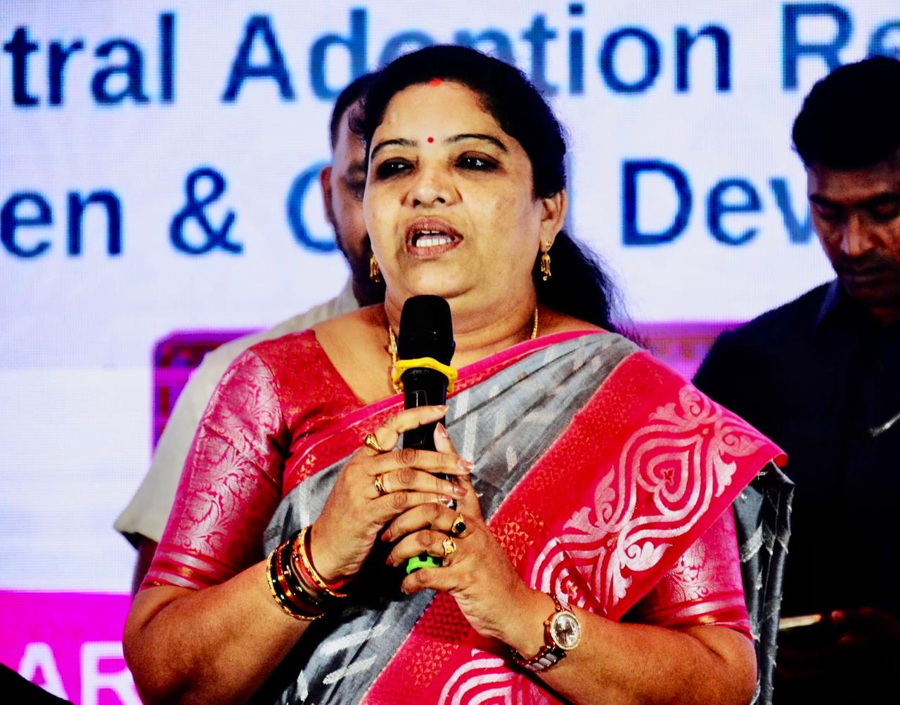 పిల్లల దత్తత చట్టబద్ధంగా ఉండాలి