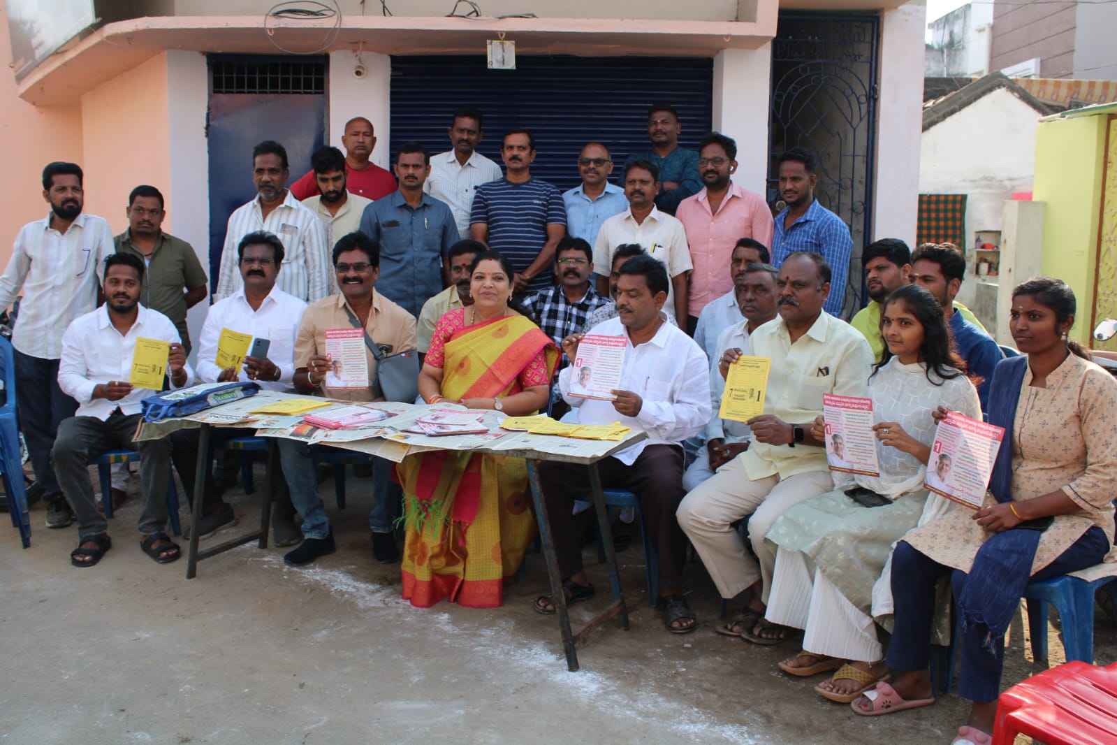 కూటమి అభ్యర్థిగా బలపరచిన శ్రీ పాకలపాటి రఘువర్మ గారిని గెలిపించాలి