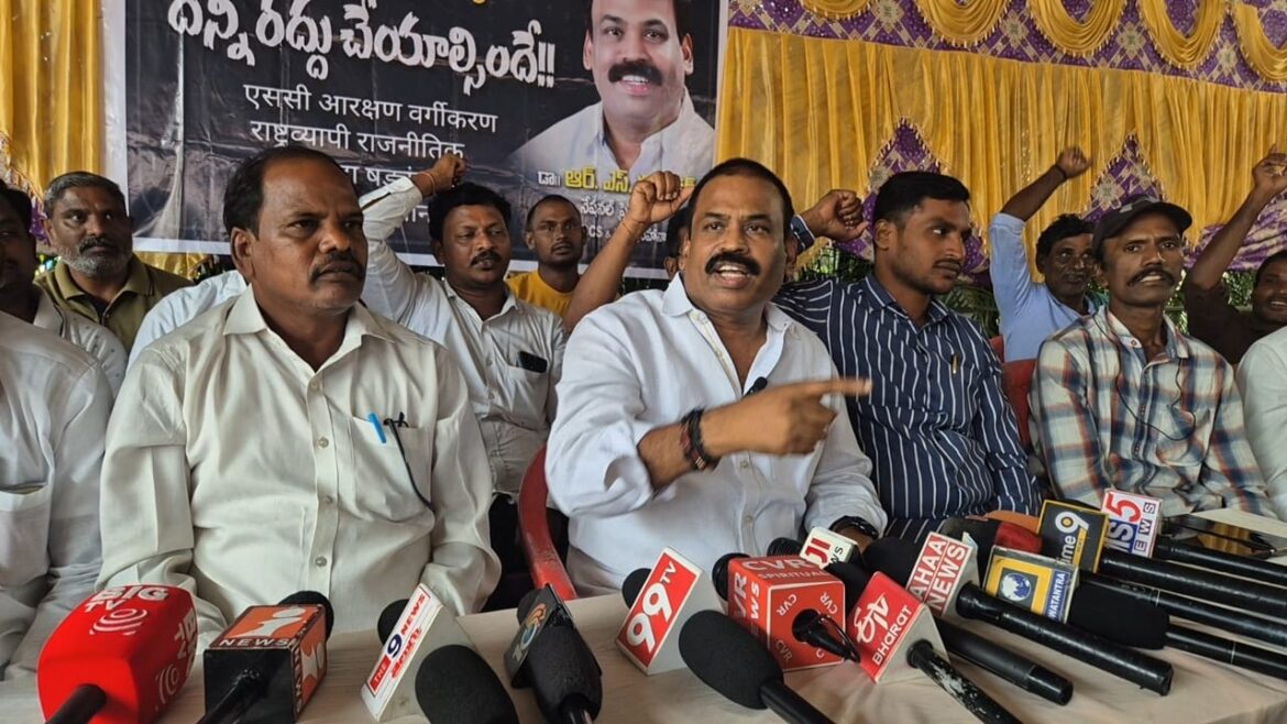 మిత్రులారా ఎస్సీ వర్గీకరణ దళితుల ఐక్యతపై  దేశ వ్యాప్త మోడీ, బిజెపి కుట్ర