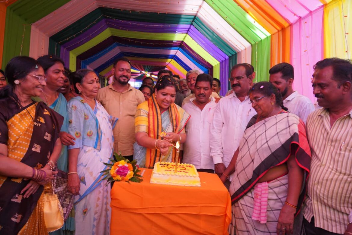 ముఖ్యమంత్రిగా ప్రమాణ స్వీకారం చేసి 30 ఏళ్లు