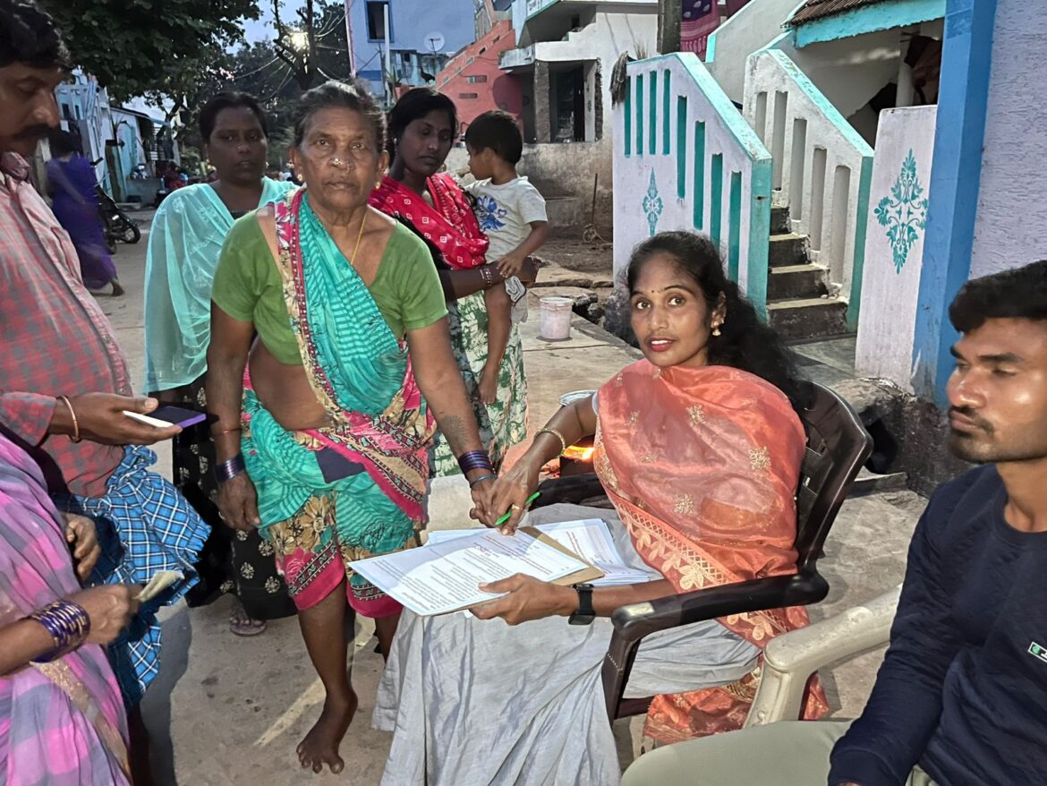 కుంటినవలస లో కోటి సంతకాల సేకరణ