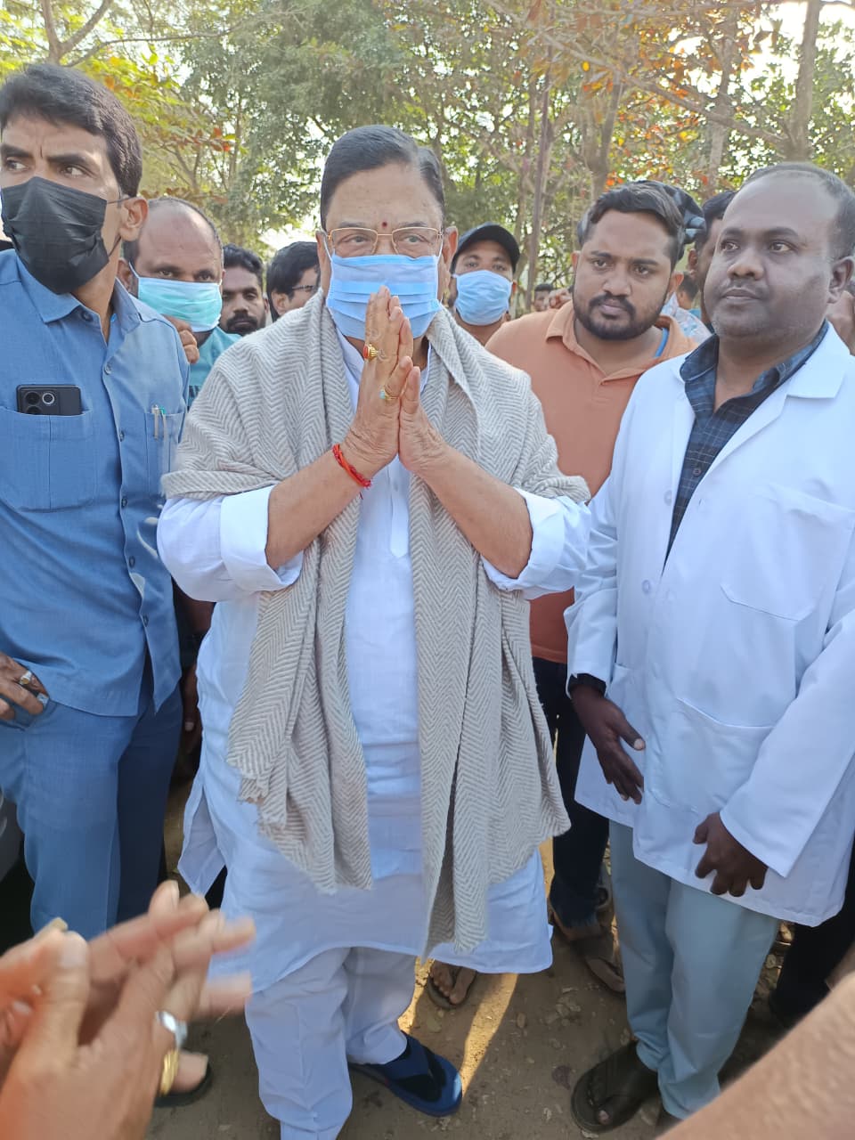 మాజీ సర్పంచ్ ఆడపా సూర్యనారాయణ మృతి పట్ల ఎమ్మెల్యే కిమిడి కళావెంకటరావు గారు తీవ్ర దిగ్భ్రాంతి