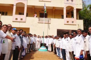 చీపురుపల్లి నియోజకవర్గం లోఘనంగా వైఎస్ఆర్ కాంగ్రెస్ పార్టీ 16 ఆవిర్భావ దినోత్సవం