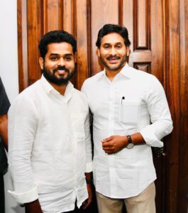 రాష్ట్ర వైసీపీ వాలంటీర్ల విభాగం కార్యదర్శిగా సాలూరు పట్టణానికి చెందిన సిద్దాబత్తుల.రుద్ర ప్రశాంత్