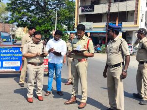 మద్యం సేవించి వాహనం నడపడం, అతివేగం, ట్రిపుల్ రైడింగ్ వంటి ట్రాఫిక్ ఉల్లంఘనలపై కఠిన చర్యలు