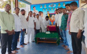 Ysrcp క్యాంపు కార్యాలయంలో ఘనంగా డాక్టర్ బి.ఆర్ అంబేద్కర్ జయంతి వేడుకలు