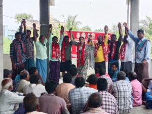 ఐక్య పోరాటంతో డిమాండ్లు సాధిద్దాం…ఏఐటి యుసి జిల్లా కార్యదర్శి రాధానాయుడు