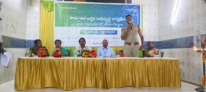 సాలూరు టౌన్ పరిధిలో గ్రామీణకూట్ క్రెడిట్ యాక్సెస్ ఆధ్వర్యంలో  మహిళలకు సైబర్ భద్రత, మహిళల భద్రత మరియు ఆర్థిక మోసాలపై అవగాహన కార్యక్రమం