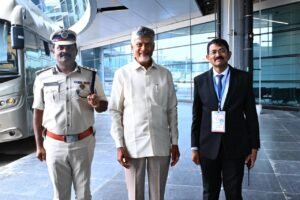 జిల్లా ఎస్పీ మరియు జిల్లా కలెక్టరు, రాష్ట్ర డీజీపీలను అభినందించిన రాష్ట్ర ముఖ్యమంత్రి