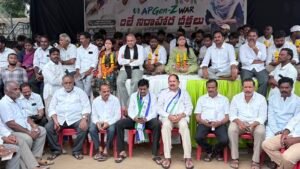Ap Gen-Z WAR రిలే నిరాహార దీక్ష లో పాల్గొన్న   బొత్స అనూష