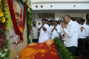ముద్రగడ పద్మనాభం గారి సంతాప సభలో ఘన నివాళులు