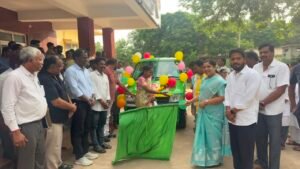 సాలూరు ఏరియా హాస్పిటల్‌కు నూతన తల్లీ–బిడ్డ ఎక్స్‌ప్రెస్ వాహనం