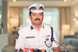 అక్రమంగా పశువుల రవాణా చేస్తున్న “భరత్ రాఘవ @ మాంసం నాని” అనే వ్యక్తి పై రౌడీ షీట్ కేసు