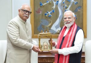 ప్రధాని నరేంద్ర మోదీతో గోవా గవర్నర్ పూసపాటి అశోక్ గజపతి రాజు భేటీ