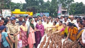 మట్టి గణపతిని పూజిద్దాం.. పర్యావరణాన్ని పరిరక్షిద్దాం: మంత్రి సంధ్యారాణి
