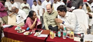 ప్రజా సమస్యల పరిష్కారమే లక్ష్యం.. మంత్రి కొండపల్లి శ్రీనివాస్